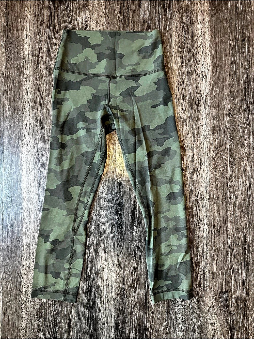 Lululemon Align High-Rise Crop 21" Camo Leggings Green & Black